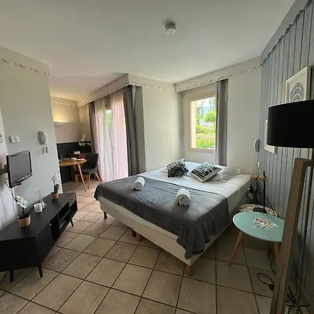 Appartement Le Beach Du Lac D'Annecy Avec Les Pieds Dans L Eau, Plage Et Ponton Prive Duingt Extérieur photo