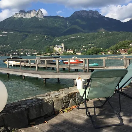 Appartement Le Beach Du Lac D'Annecy Avec Les Pieds Dans L Eau, Plage Et Ponton Prive Duingt Extérieur photo